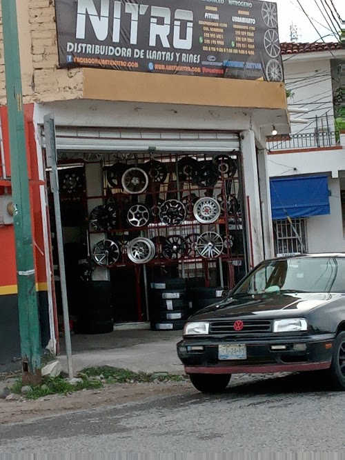Llantera Nitro
