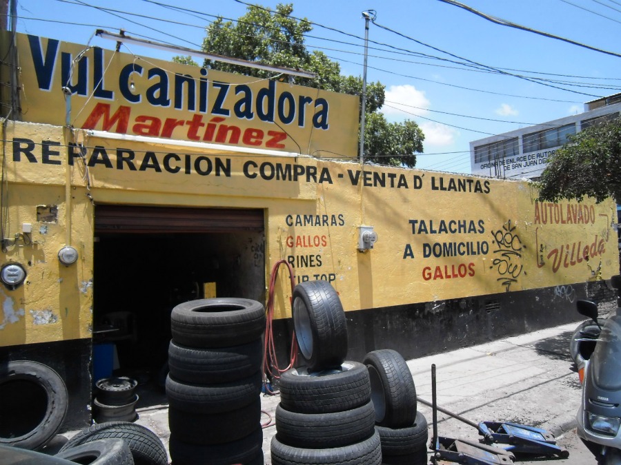 Llantera Villeda